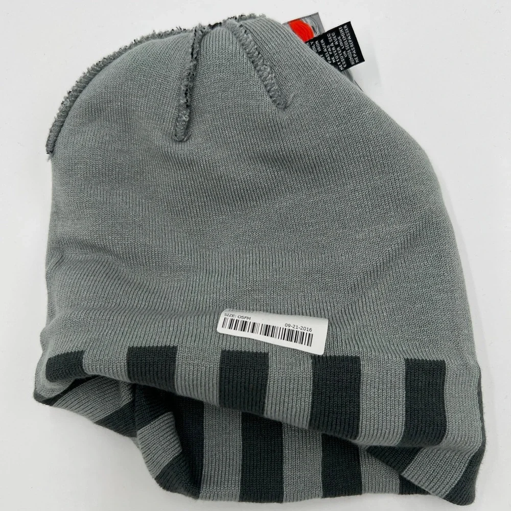 Philadelphia Flyers Fanatics NHL Beanie Hat Black Grey Stars Stripes Pom OSFM
